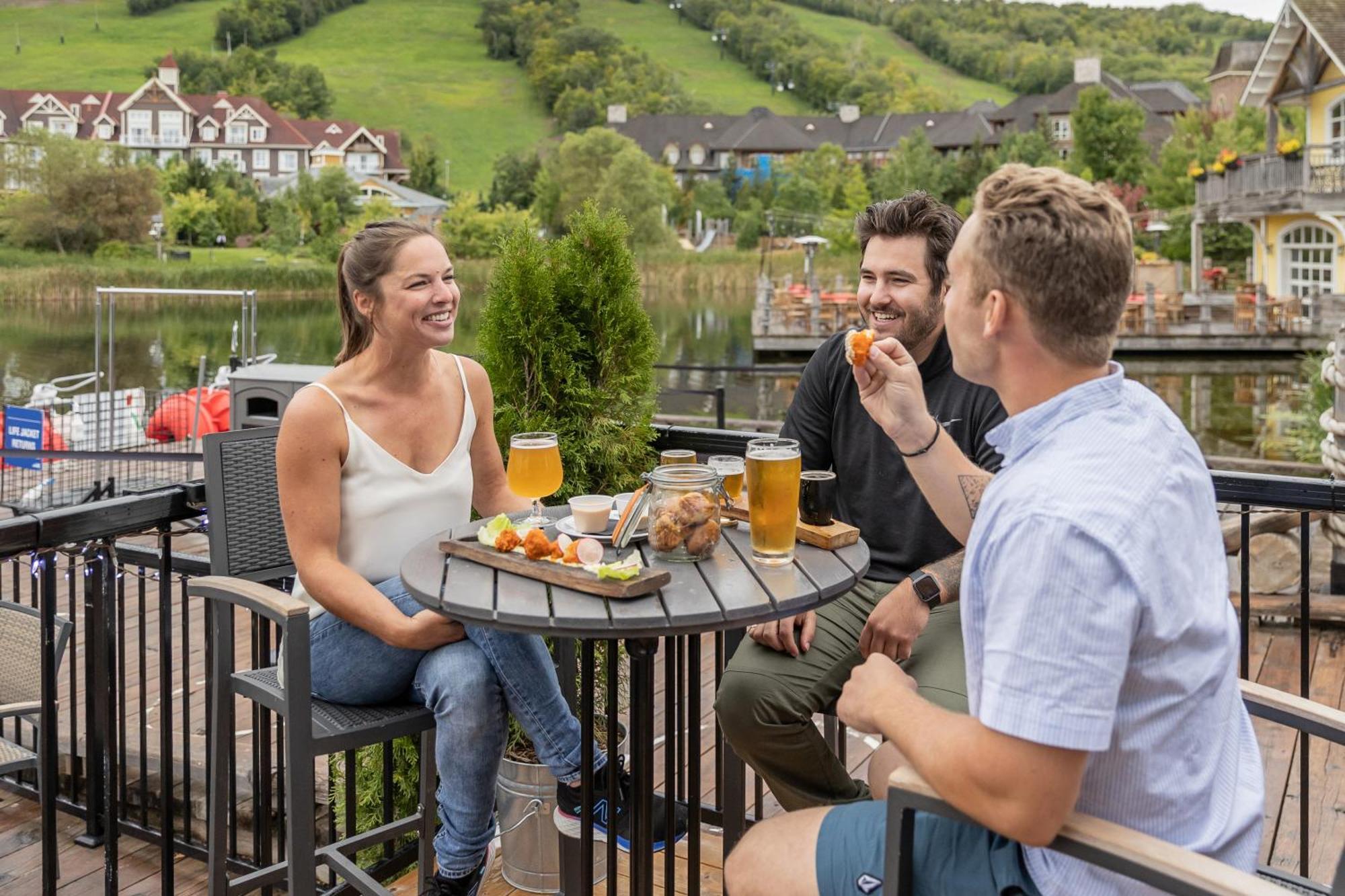 Blue Mountain Resort Inn Blue Mountains Bagian luar foto